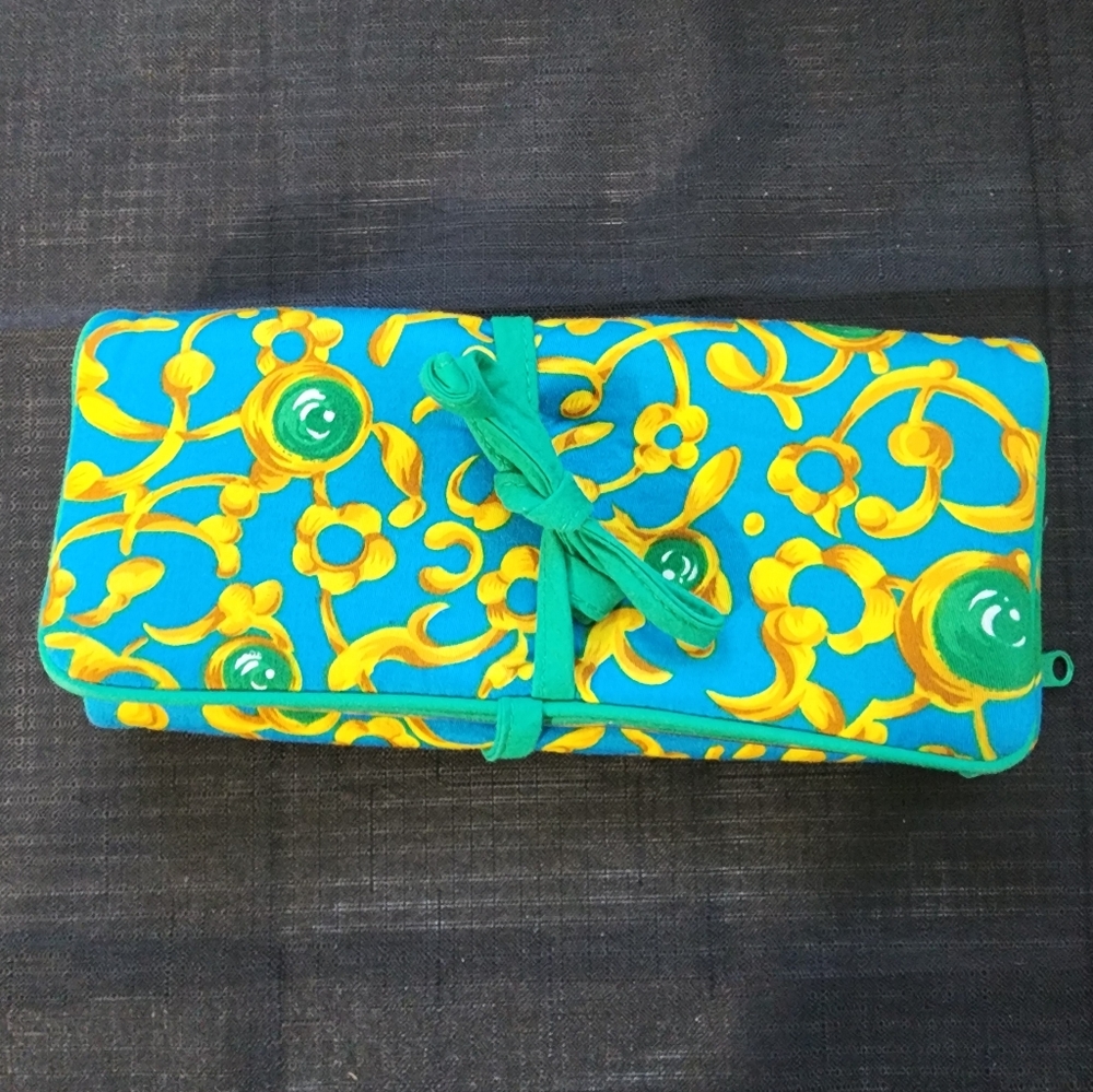 Oscar de la Renta Green Jewelry Pouch